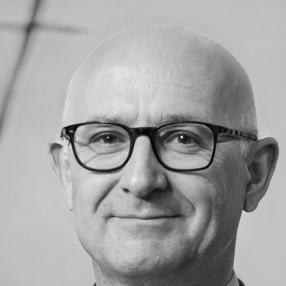 Данияр Токаев, финансовый консультант